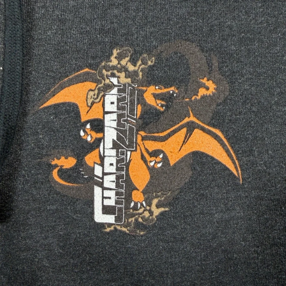Pokemon Center Charizard Full Zip Hoodie Mens Medium Grey Black‎ 2019 Graphic